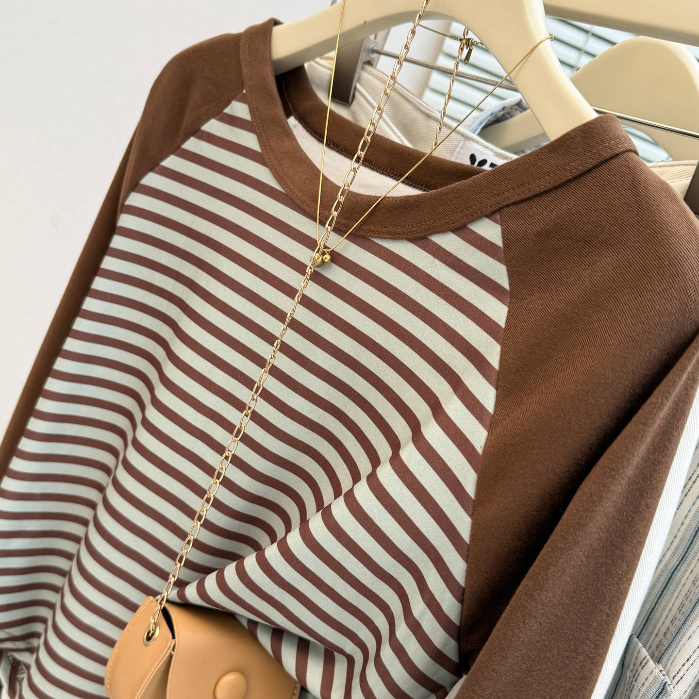 Style Real Shot Debona Fleece Shoulder Sleeve Long Sleeve T-Shirt for Women Slim Fit Base Layer Color Block Stripe Top